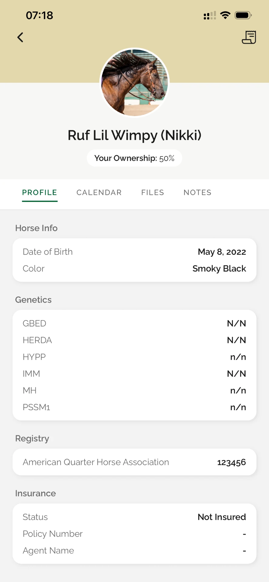 STABLE pro mobile app — horse profile with ownership, genetics and registry details